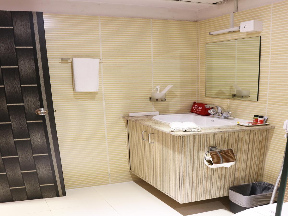 Oyo 662 Hotel Comfotel Kalkutta Kültér fotó