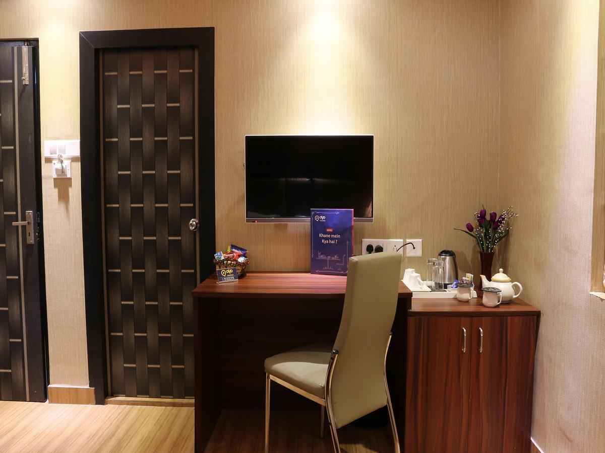 Oyo 662 Hotel Comfotel Kalkutta Kültér fotó