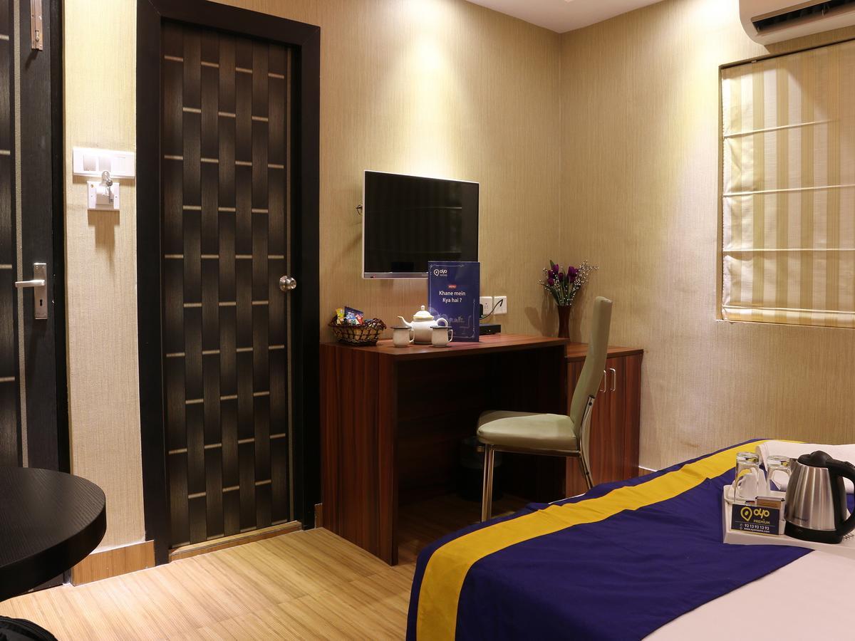 Oyo 662 Hotel Comfotel Kalkutta Kültér fotó
