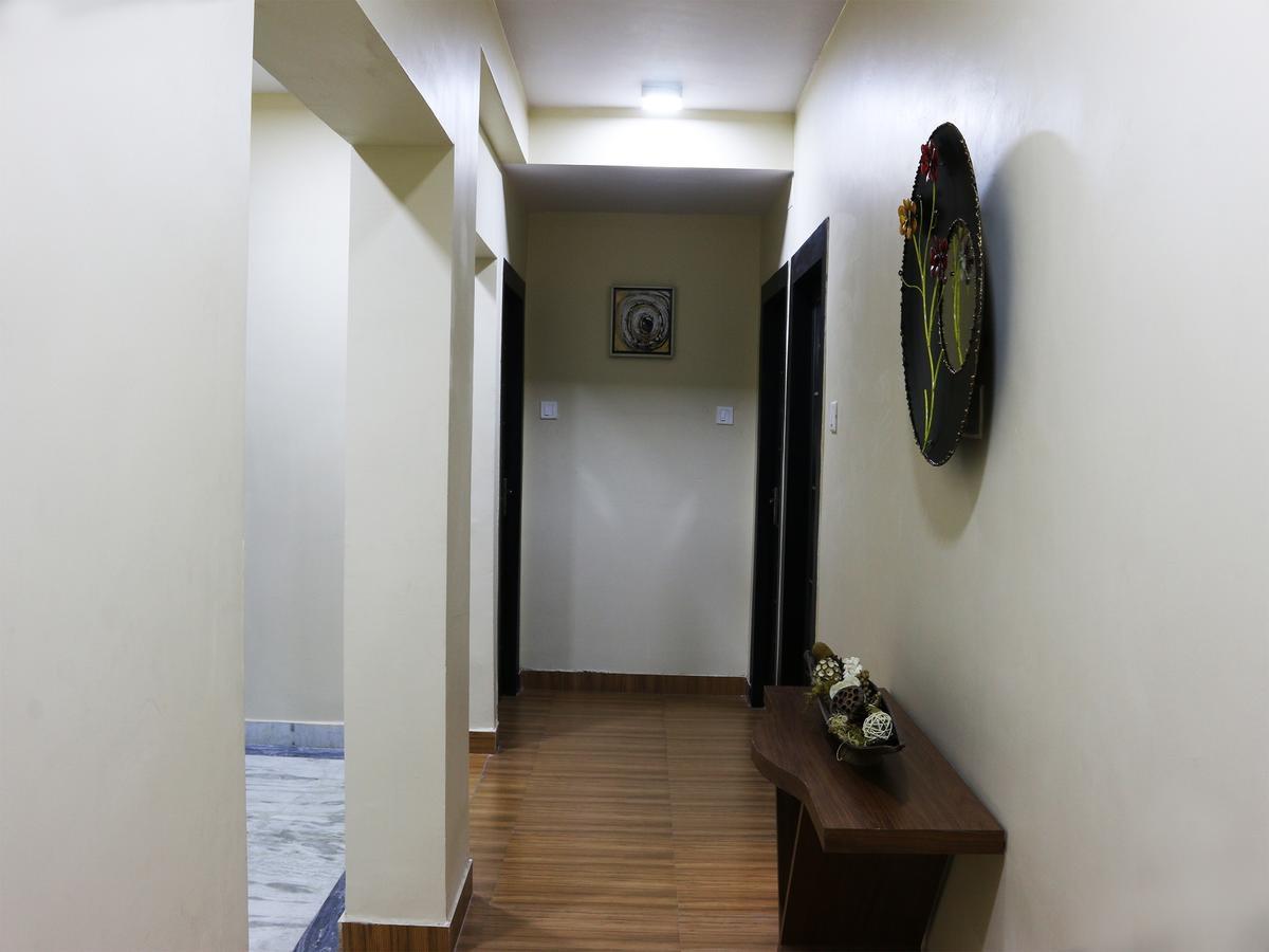 Oyo 662 Hotel Comfotel Kalkutta Kültér fotó