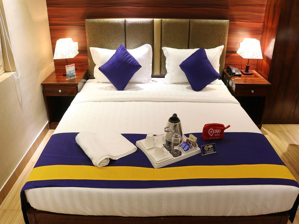 Oyo 662 Hotel Comfotel Kalkutta Kültér fotó